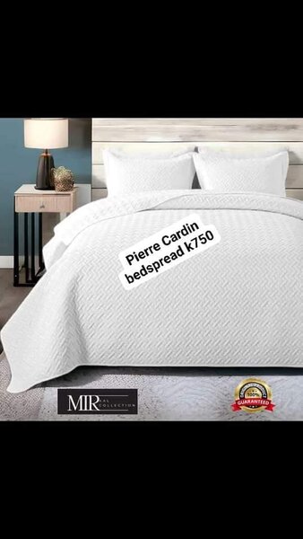 2 continental pillow cases, 2 standards pillow cases and 1 bedspread  white