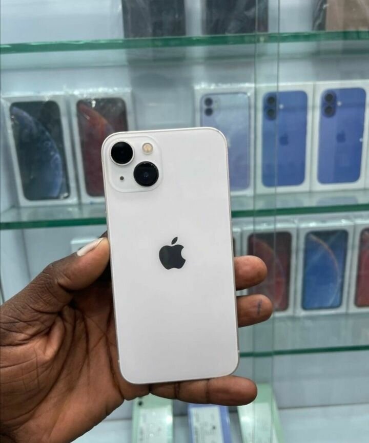 iPhone 13 Blanc Neuf