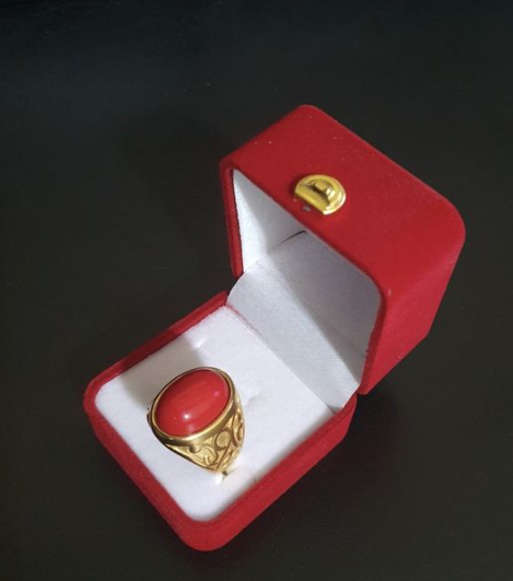 Gm BAGUE DE LUX PIERRE PRÉCIEUSE-OR