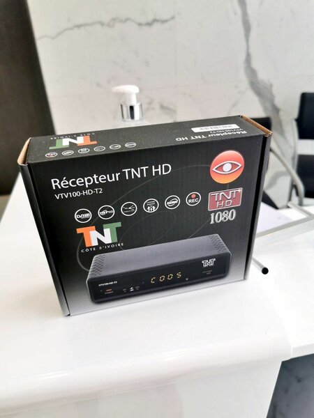 Récepteur + Antenne TNT-CI