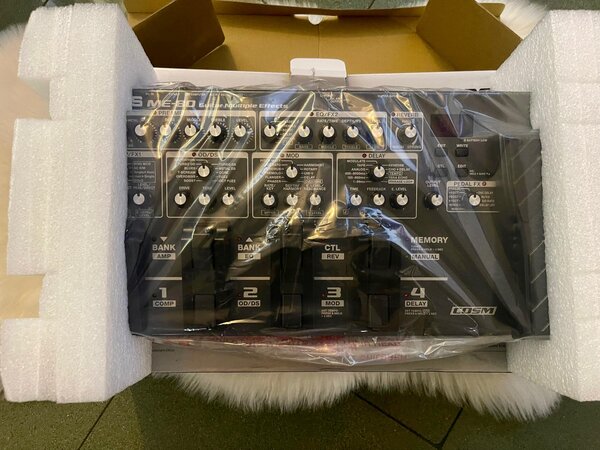 BOSS ME-80 MultiEffect Pedal