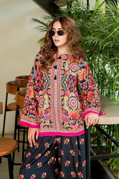 Stunning women's Stitched 2 pcs silk printed shirt & Trouser