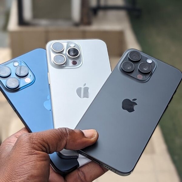 iPhone 15 pro 128giga et 256giga quasi neuf