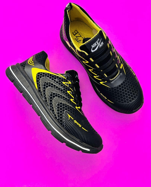 Men's Plain Sports Sneakers