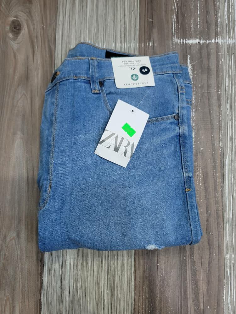 Stylish jeans with blue shade Zara