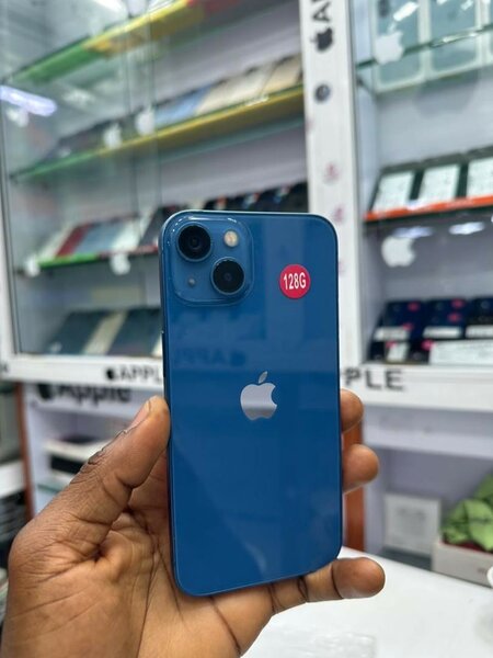 iPhone 13 128go