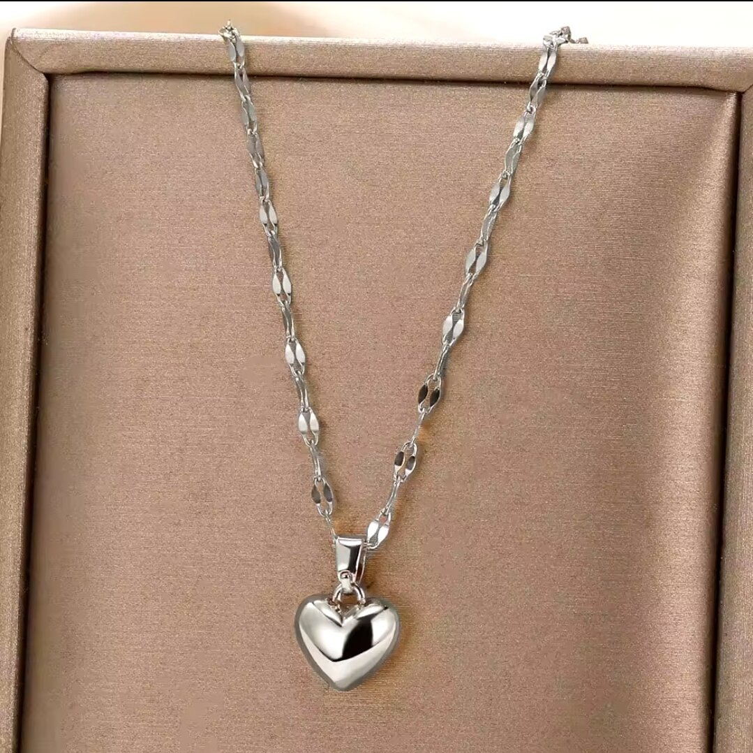 Classy Heart pendant