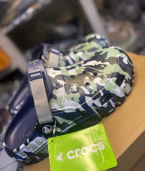 Crocs importer