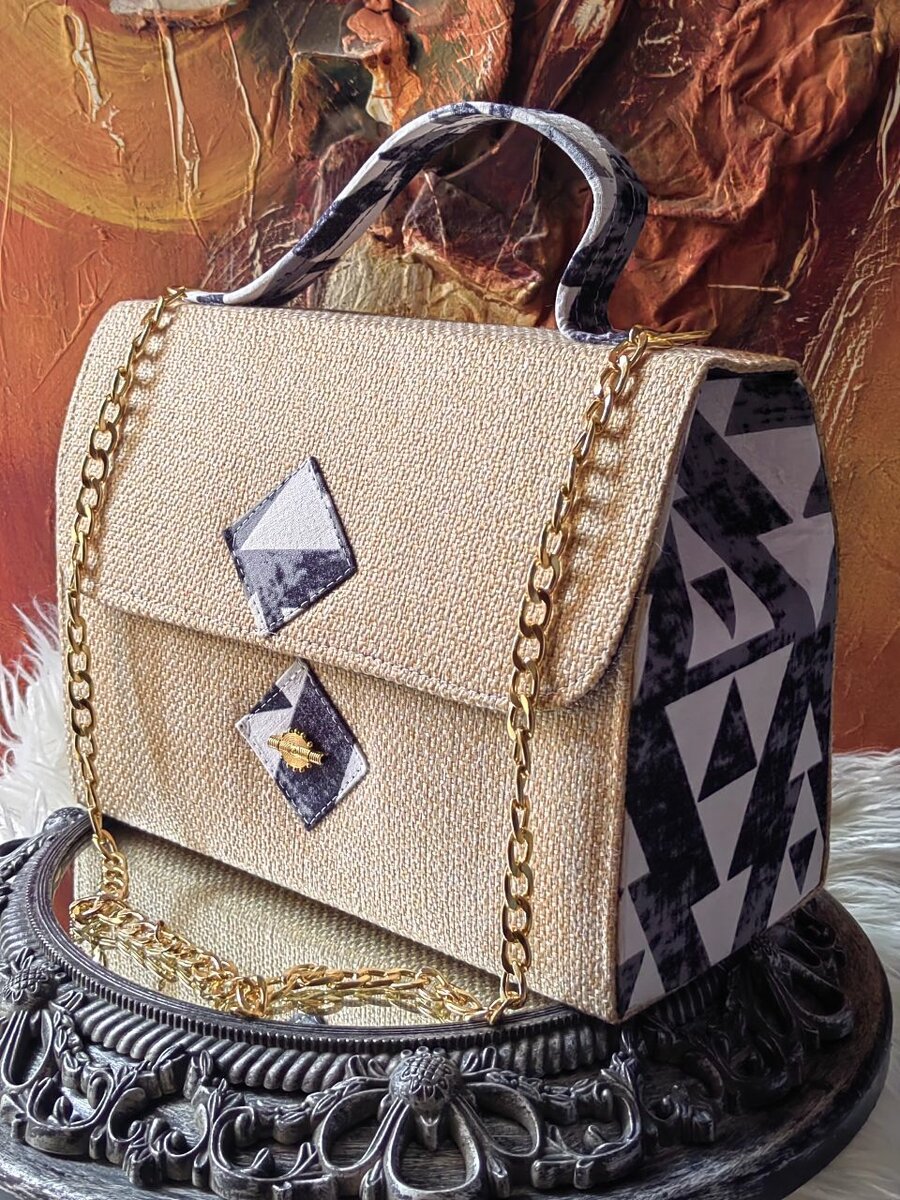 Sac à main élégant en tissu ethnique