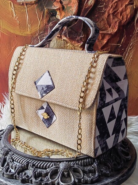 Sac à main élégant en tissu ethnique