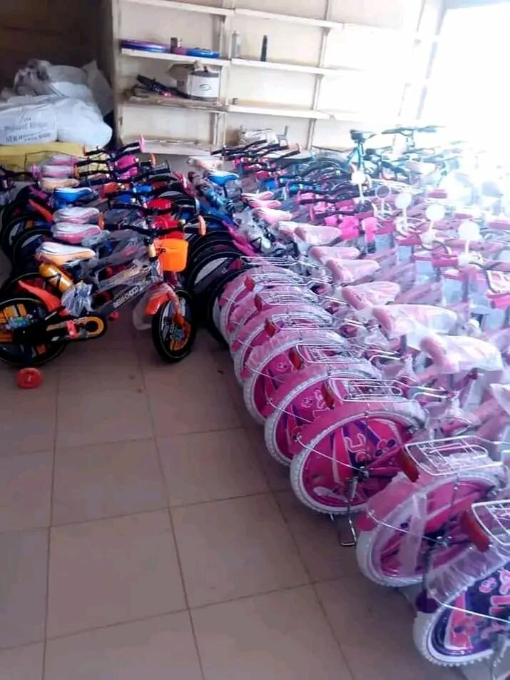 Vélos pour enfants colorés