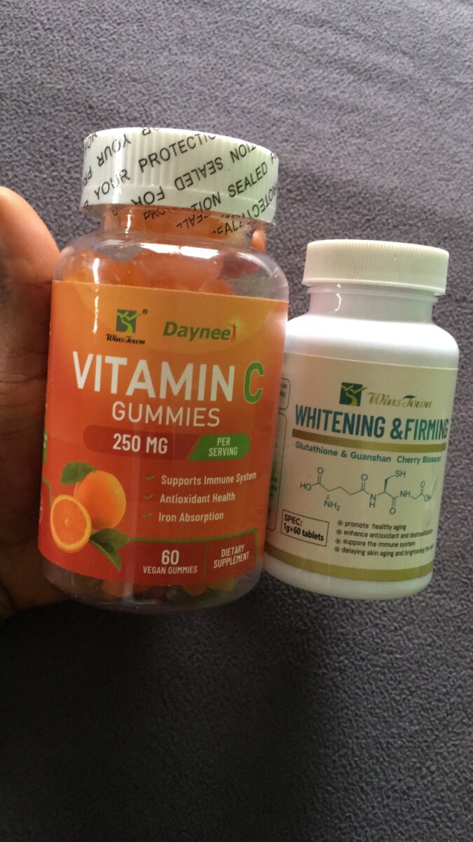 Skin whitening gummies and vitamin c