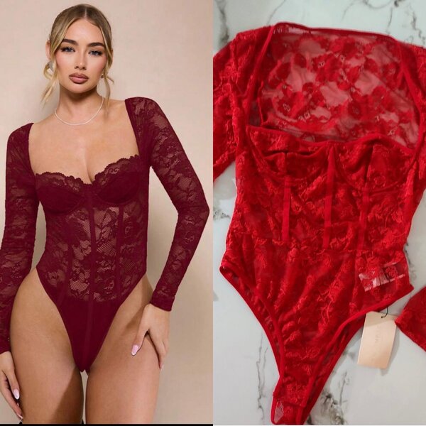 Body en dentelle rouge sexy