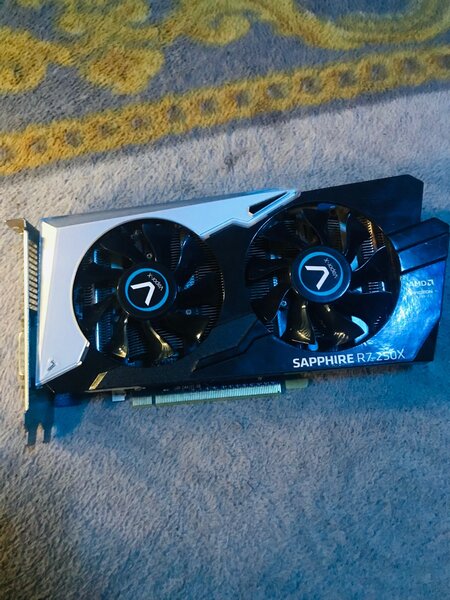 Graphics Card - AMD (SAPPHIRE R7 250X)