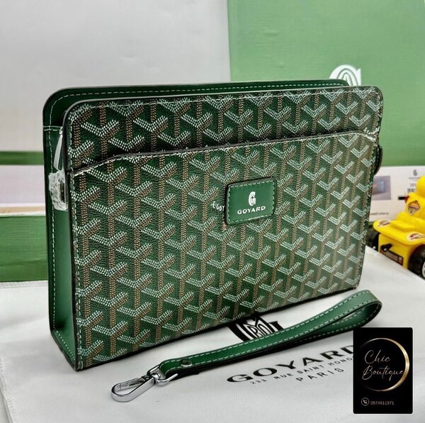 Pochette en cuir Goyard homme
