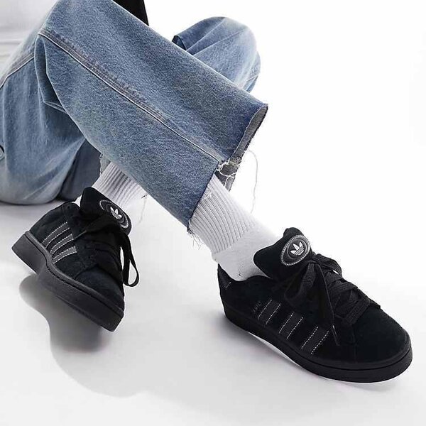 Stylish Black Sneakers for Men