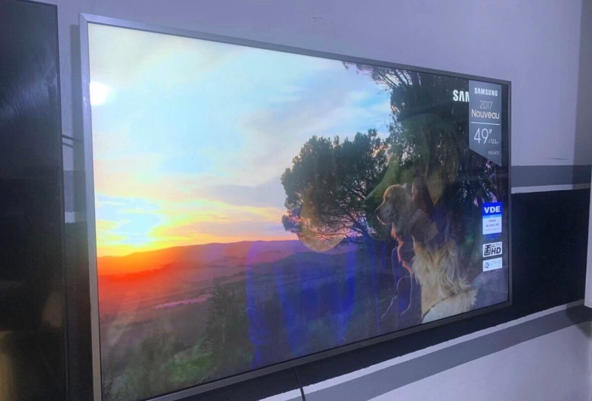 Télévision Samsung UHD 49"