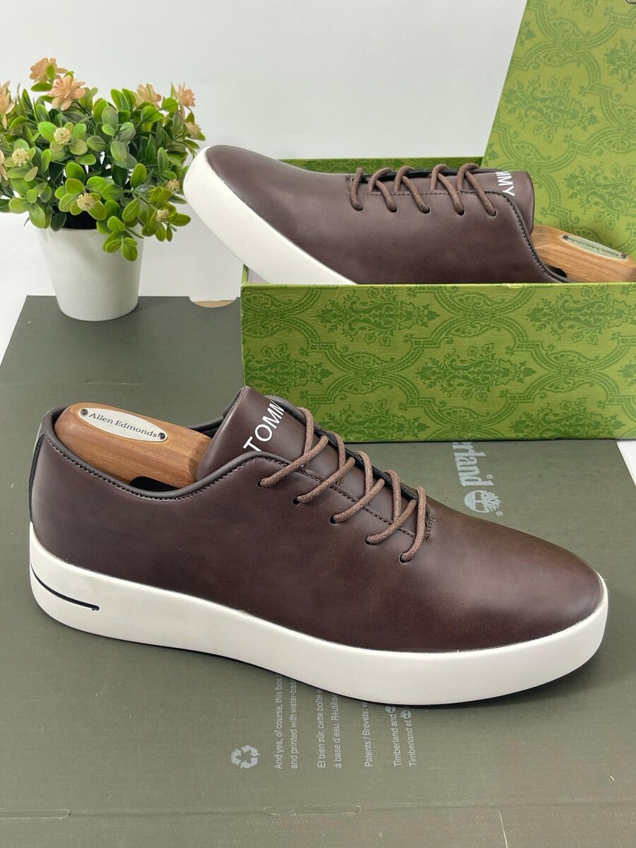 LACOSTE BROWN AND WHITE