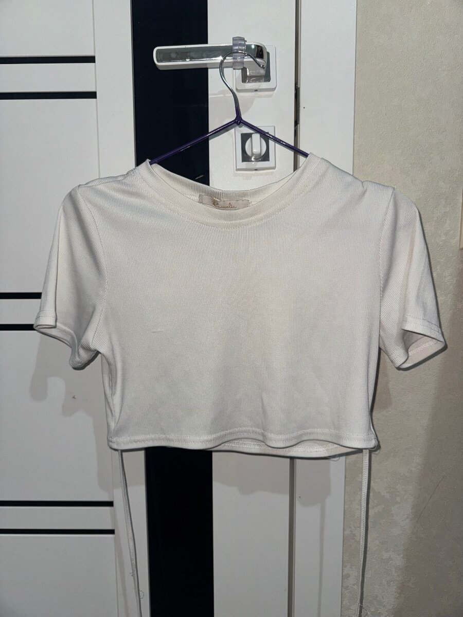 Топ с повязкой на талии