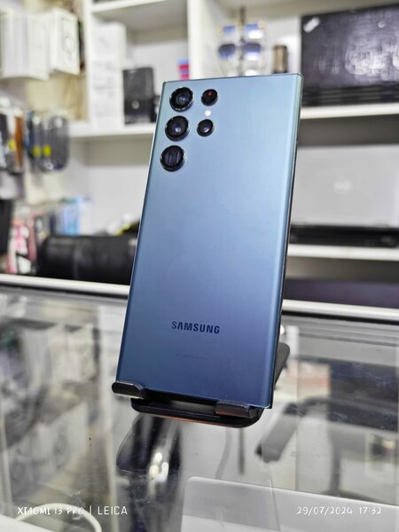 Samsung Galaxy S22 Ultra 