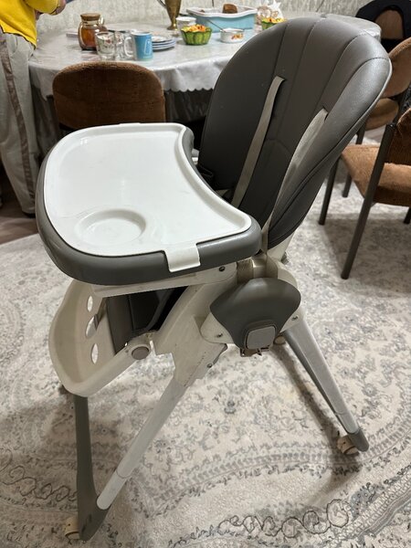 Стул для кормления