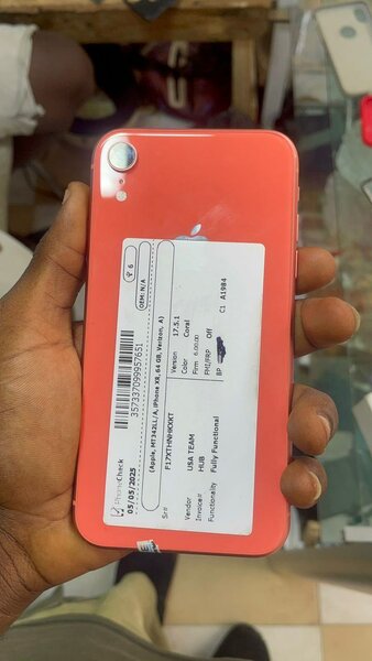 iPhone XR 64gb