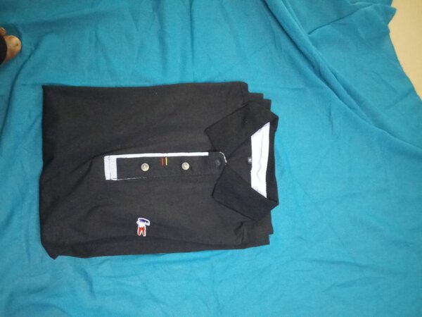 Polo noir classique homme