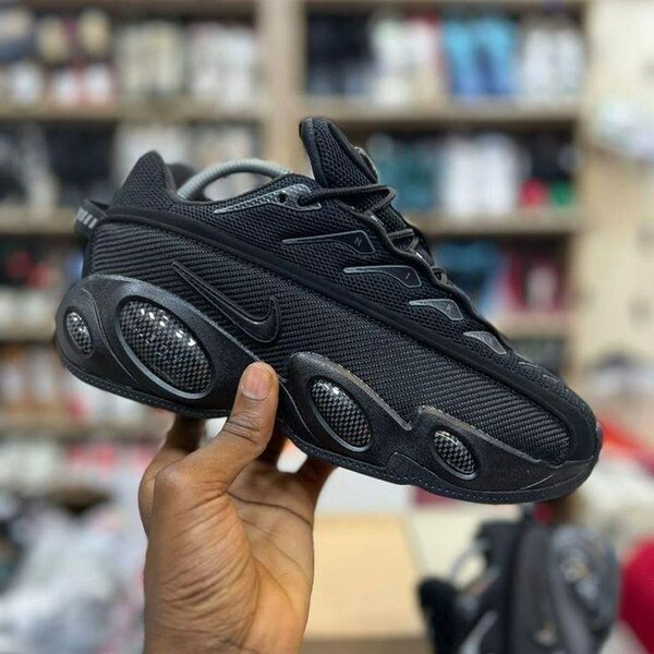Nike noctar 2