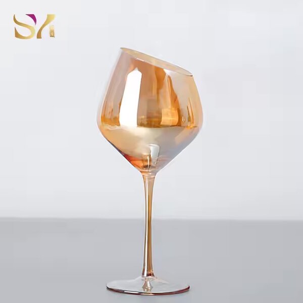 2 Verre à vin en cristal doré