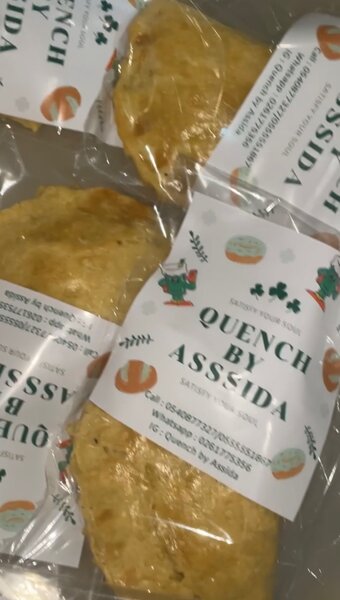 Bissap (Sobolo) and Pastry chips