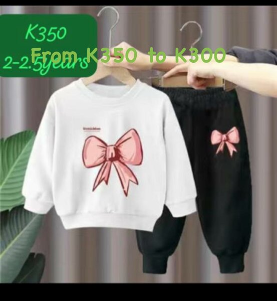 beaux vêtements pour enfants