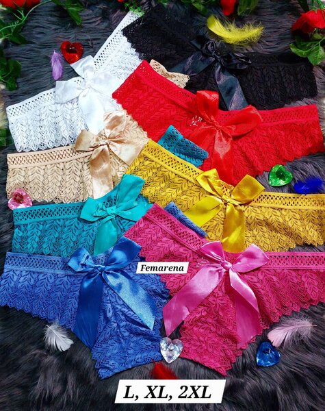 Culottes en dentelle multicolore