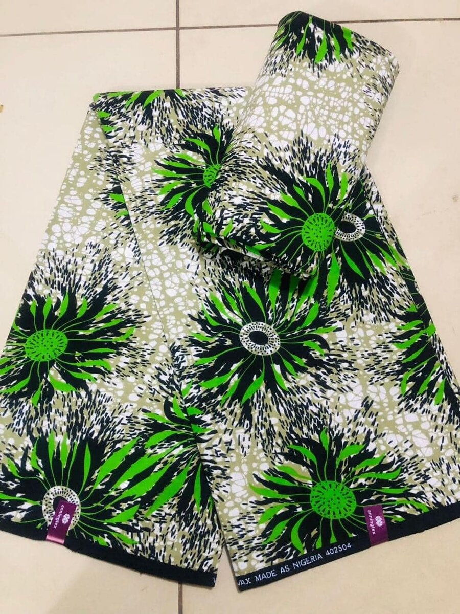 Cotton fabric with 6 yards print