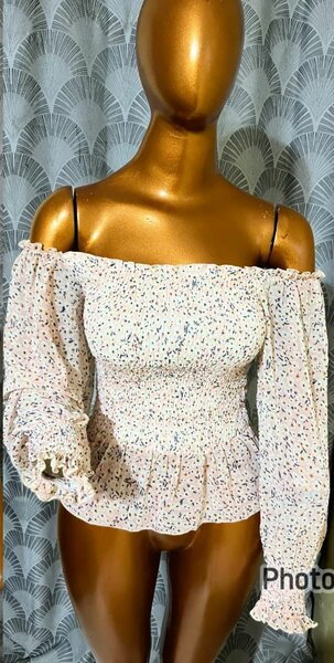 Blouse épaules dénudées