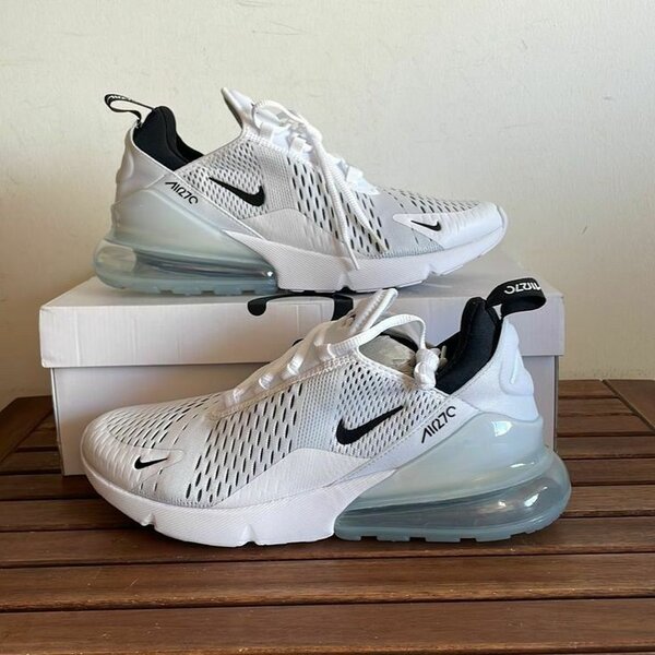 AIRMAX 270s