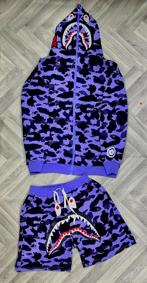 Ensemble bape requin