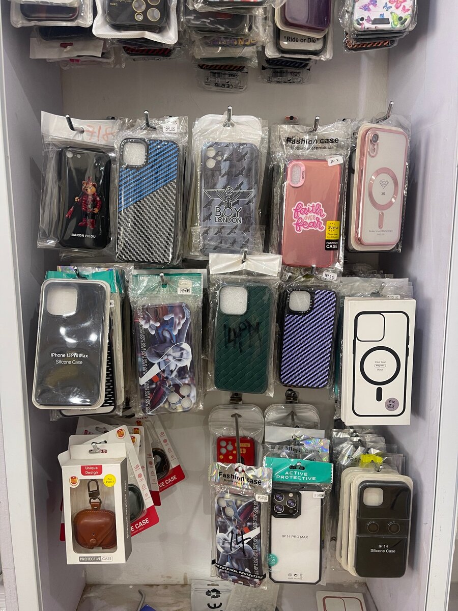 iPhone cases and privacy protectors