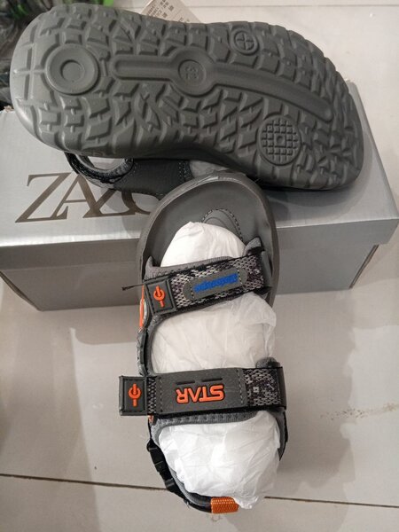 Sandales sport enfant résistantes