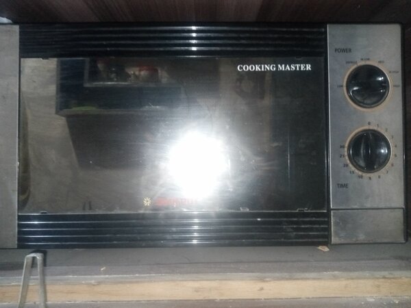 Microwave oven