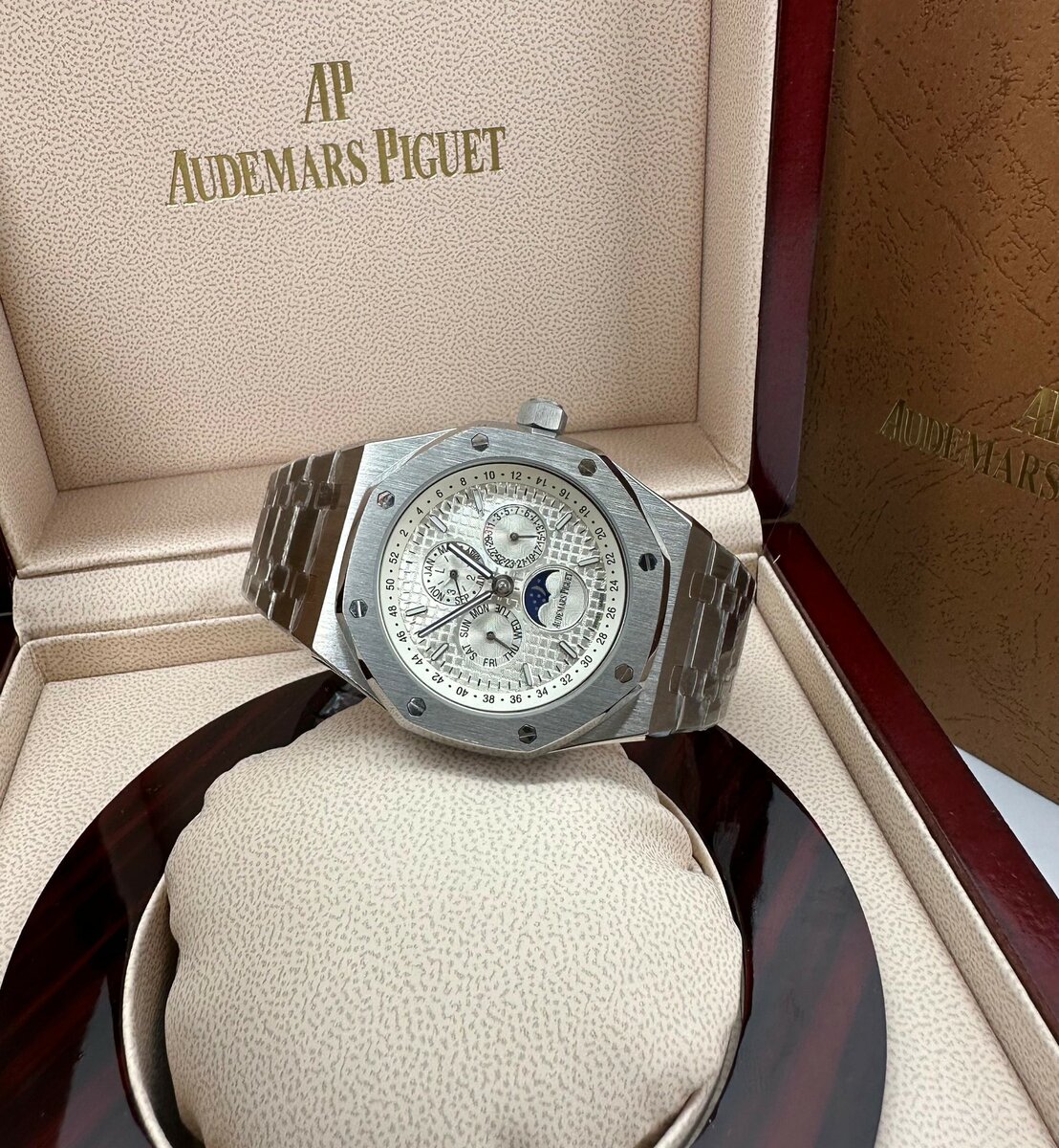 Water-Resistant Audemars Piguet Royal Oak Watch