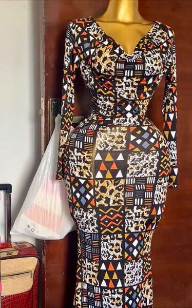 Robe taillée sirène