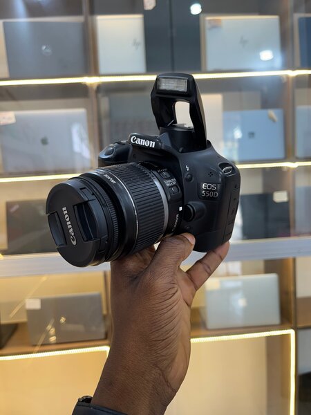 Canon EOS 550D Appareil Photo