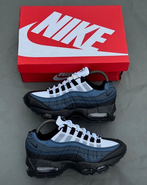 Nike Air Max 95 – Classiques Élégants
