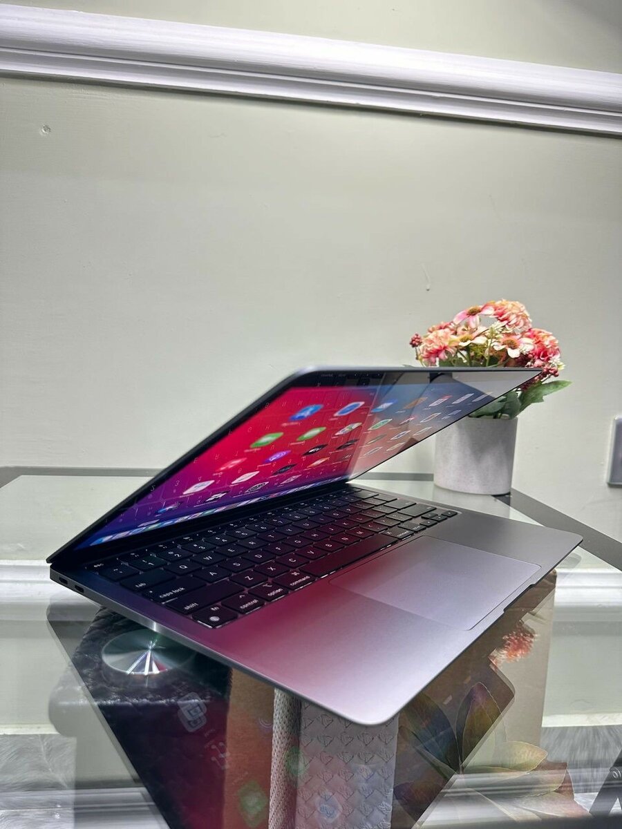 2017 MACBOOK PRO