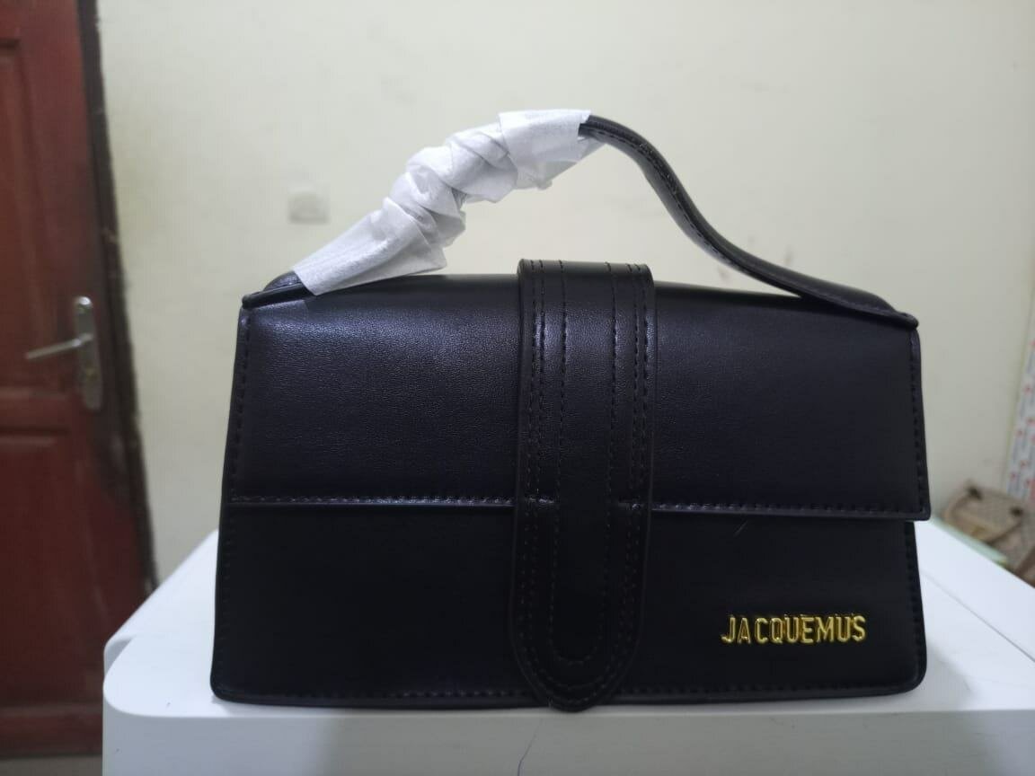 Sac élégant Jacquemus féminin