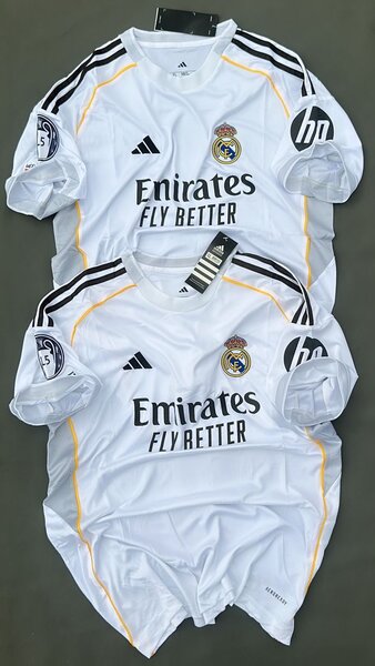 T-shirt de foot Real Madrid