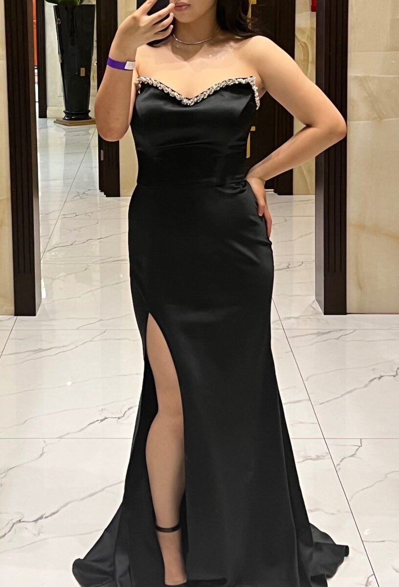 Вечернее платье