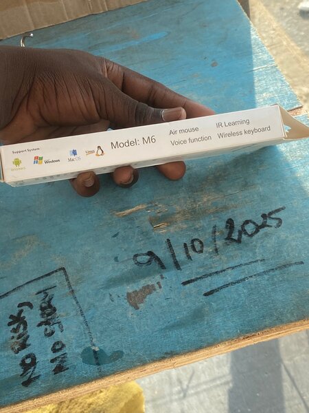 Clavier Air Mouse M6