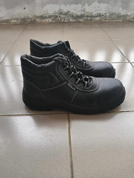 Chaussures de sécurité robustes