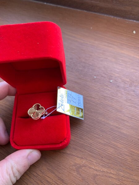 Кольцо Van Cleef